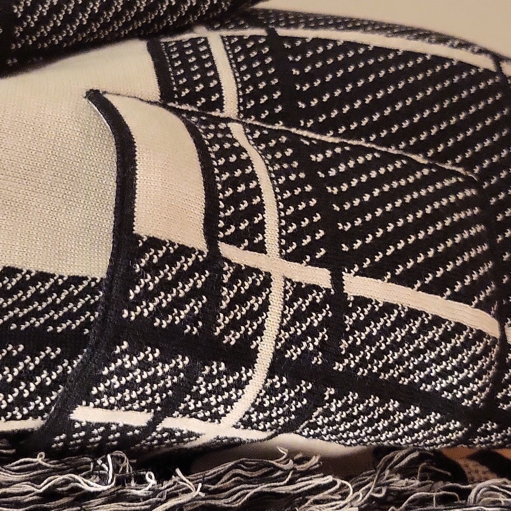 Cardigan - Picture 5 of 5